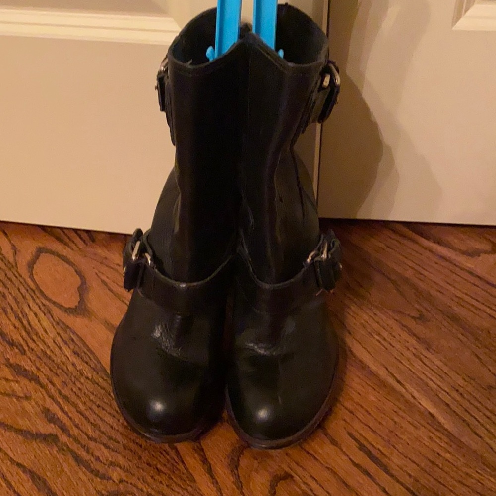 Theory boots
